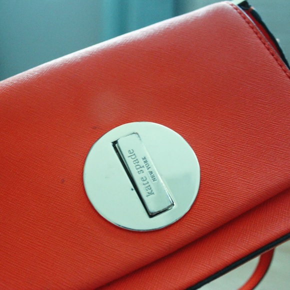 kate spade Handbags - Kate Spade New York Orange Crossbody Bag